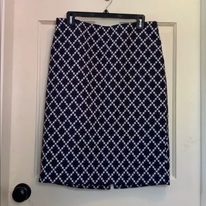 Ann Taylor Navy and white skirt, size 10